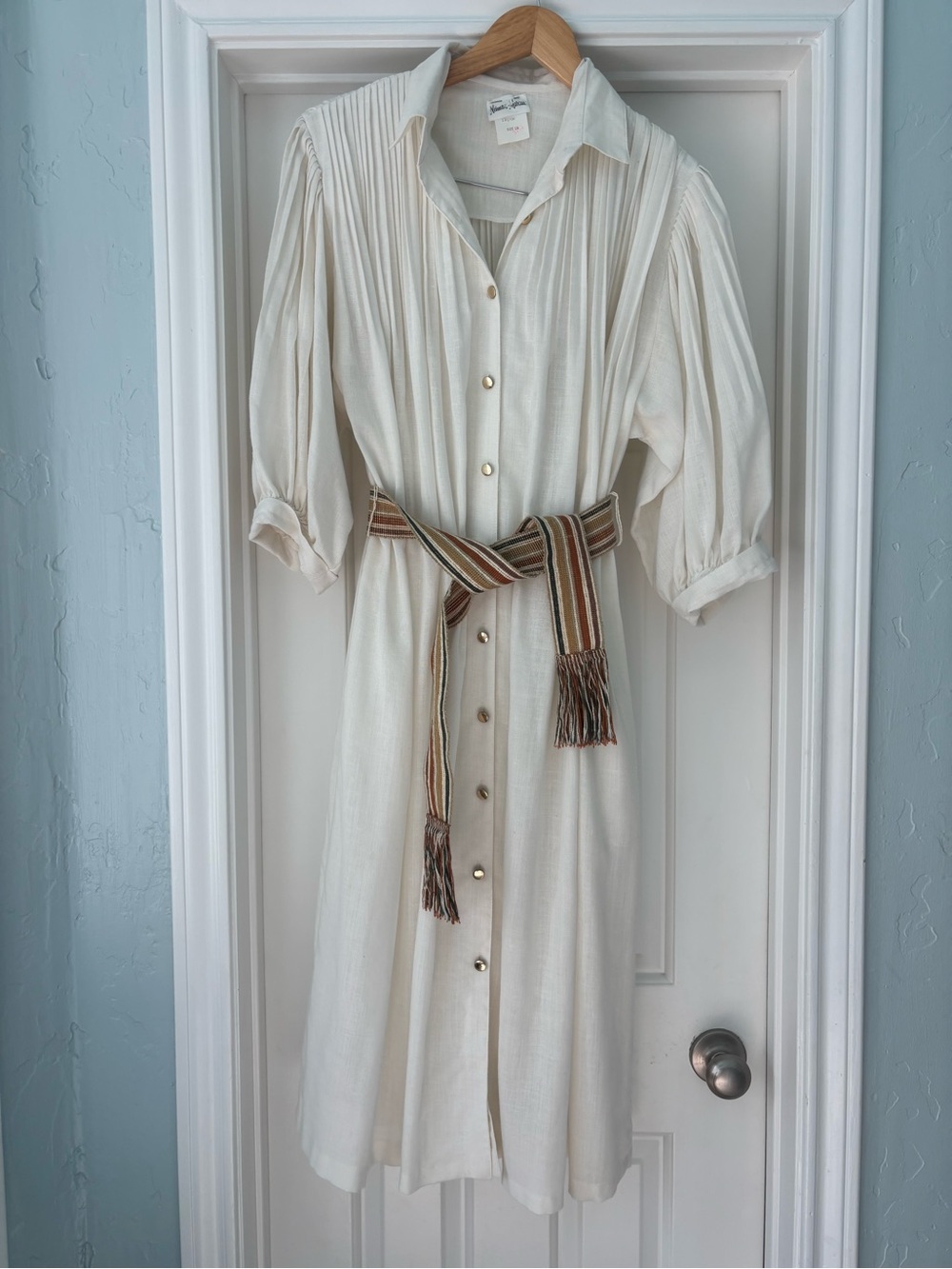 Neiman Marcus Vintage Cream Button-Front Shirt Dress with Striped Belt
